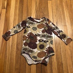 Kate Quinn 12-18M long sleeve bodysuit